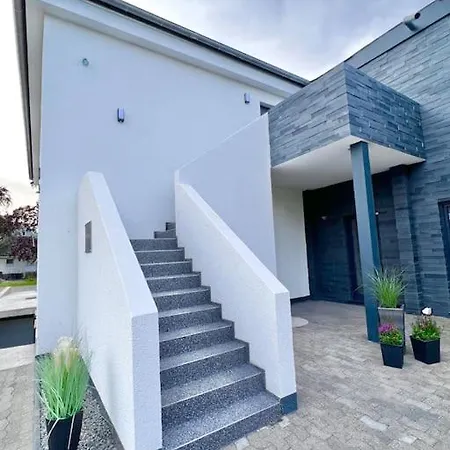 Apartmán *75qm* Stilvolle + Waermekabine+netflix *