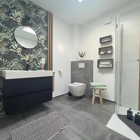 Apartmán *75qm* Stilvolle + Waermekabine+netflix *